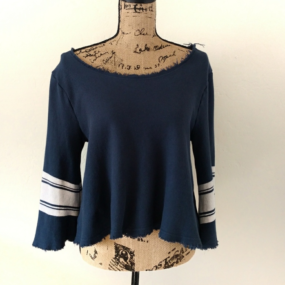 Errant | Bell Sleeve Sweatshirt